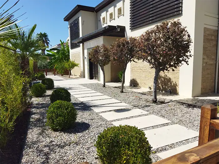 S&G . K Villa Bahçesi
